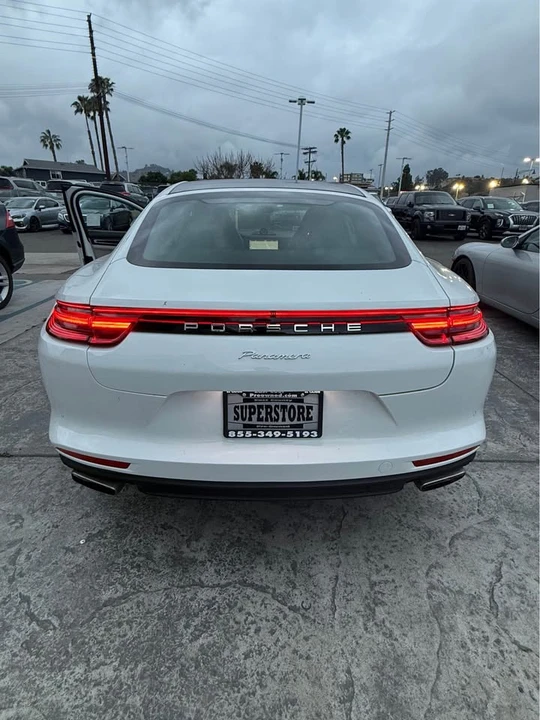 2017 Porsche 971 Panamera - Image 13 of 16
