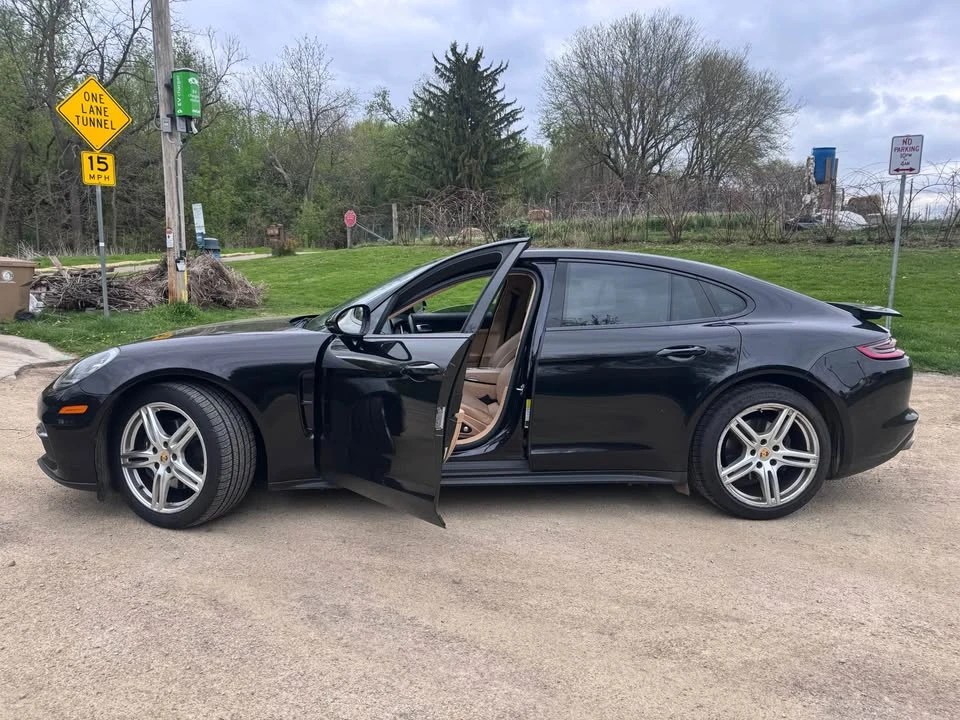 2017 Porsche 971 Panamera - Image 2 of 12
