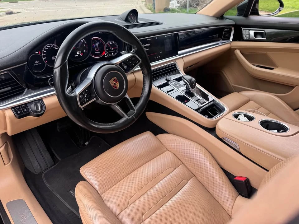 2017 Porsche 971 Panamera - Image 9 of 12