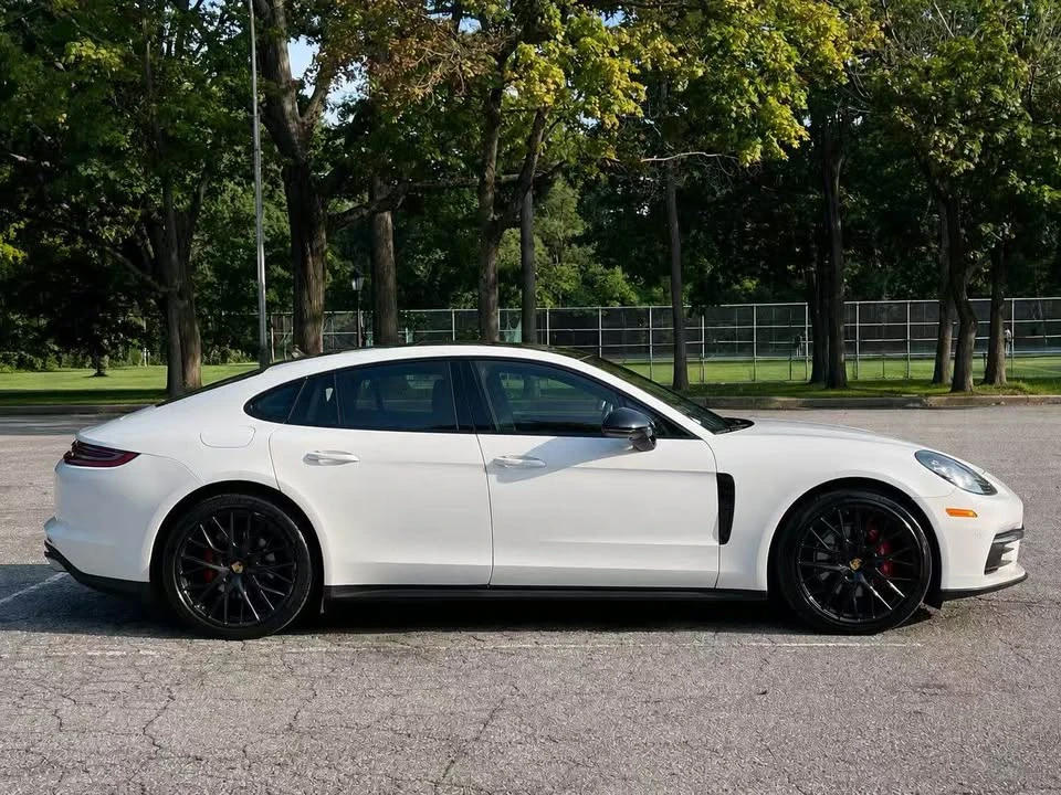2017 Porsche 971 Panamera - Image 4 of 8