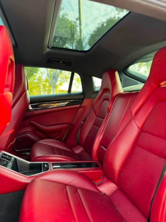 2017 Porsche 971 Panamera - Image 7 of 14