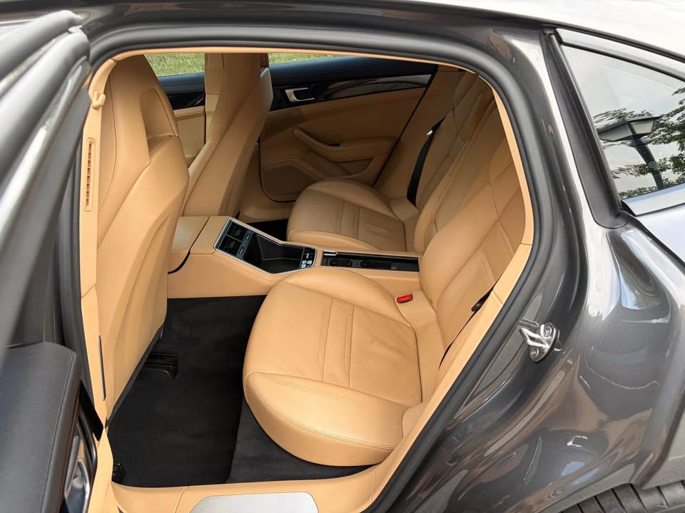 2017 Porsche 971 Panamera - Image 11 of 14