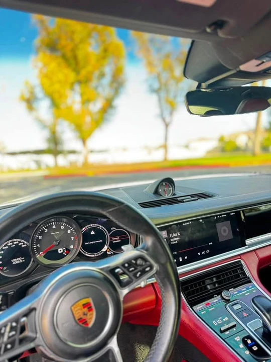 2017 Porsche 971 Panamera - Image 12 of 14