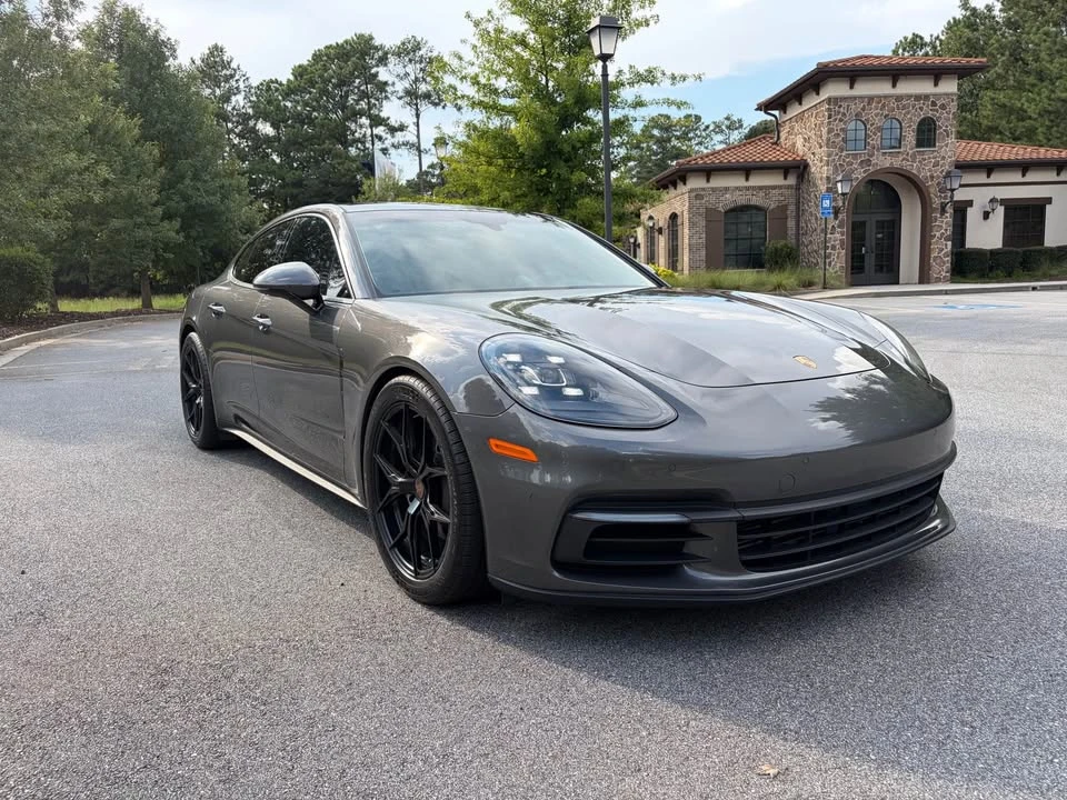 2017 Porsche 971 Panamera - Image 8 of 14