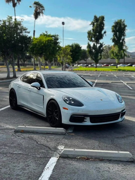 2017 Porsche 971 Panamera - Image 3 of 14