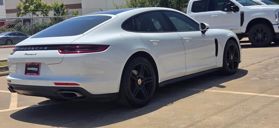 2017 Porsche 971 Panamera - Image 5 of 14