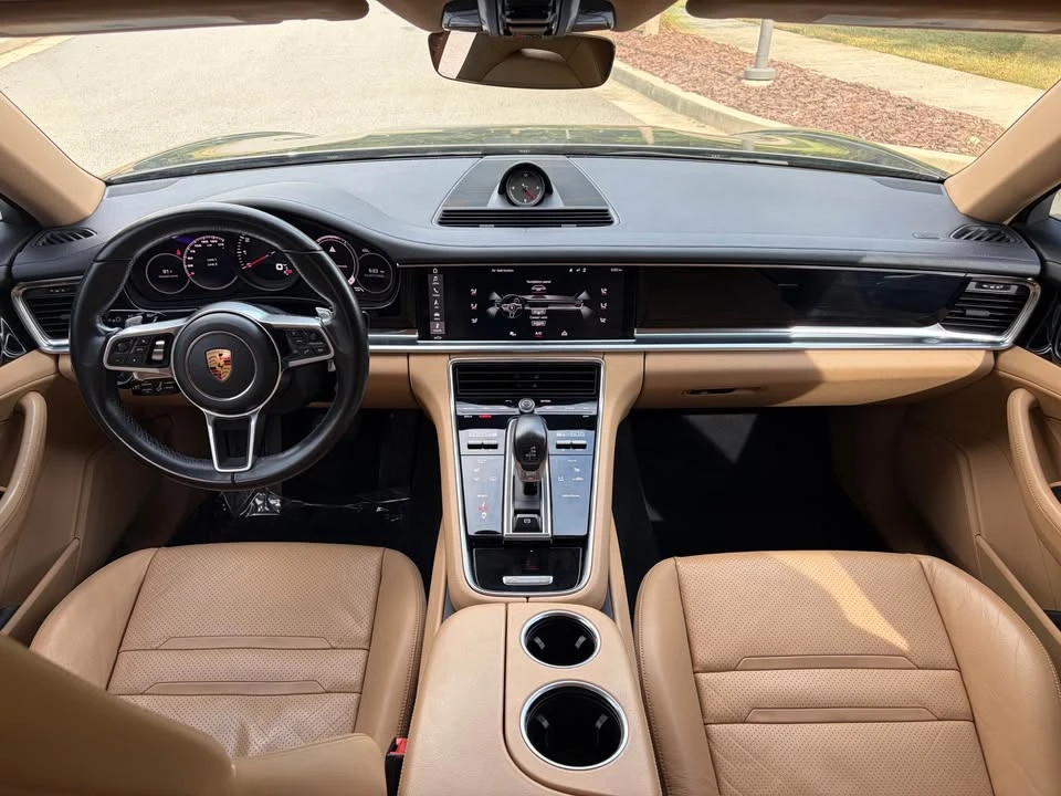 2017 Porsche 971 Panamera - Image 12 of 14