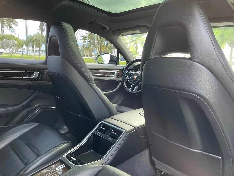 2017 Porsche 971 Panamera - Image 11 of 13