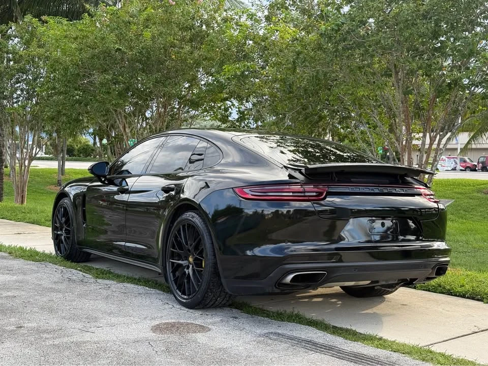 2017 Porsche 971 Panamera - Image 4 of 13