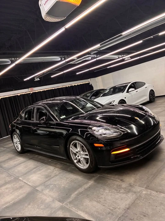 2017 Porsche 971 Panamera - Image 2 of 10