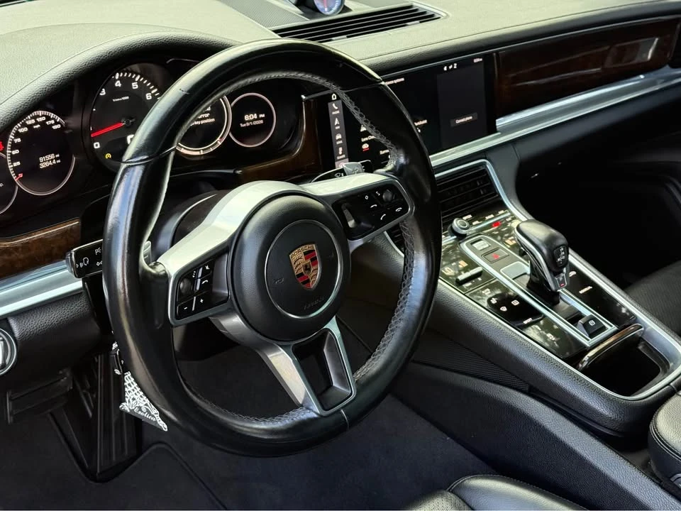 2017 Porsche 971 Panamera - Image 10 of 13