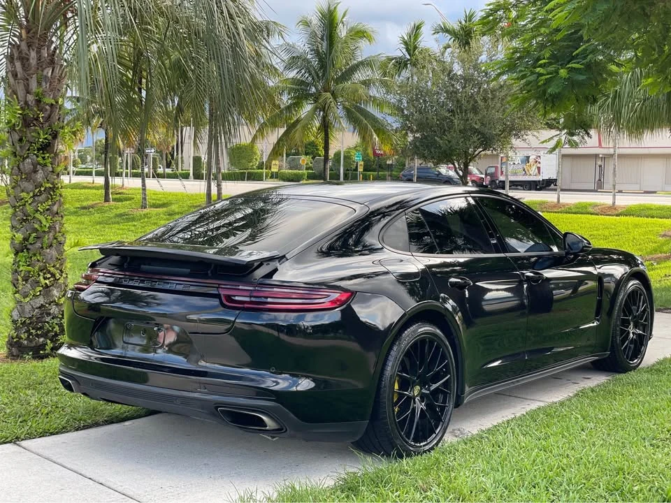 2017 Porsche 971 Panamera - Image 4 of 13