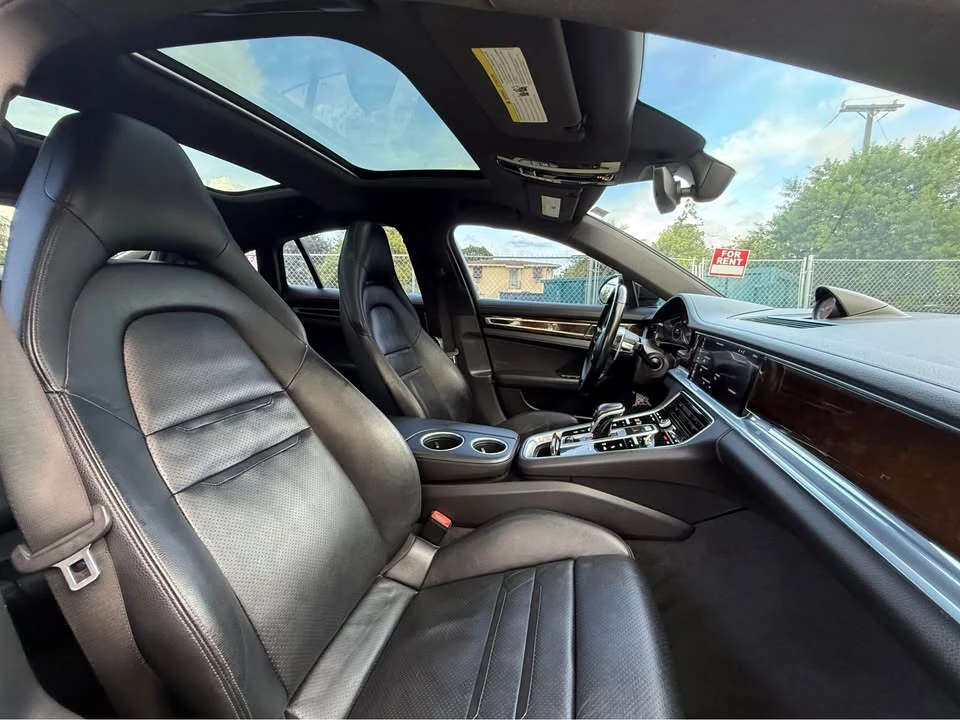 2017 Porsche 971 Panamera - Image 8 of 13