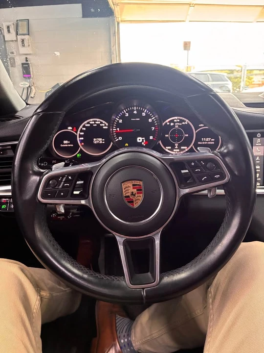 2017 Porsche 971 Panamera - Image 10 of 10