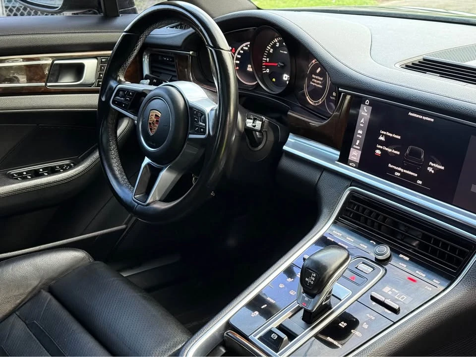 2017 Porsche 971 Panamera - Image 7 of 13