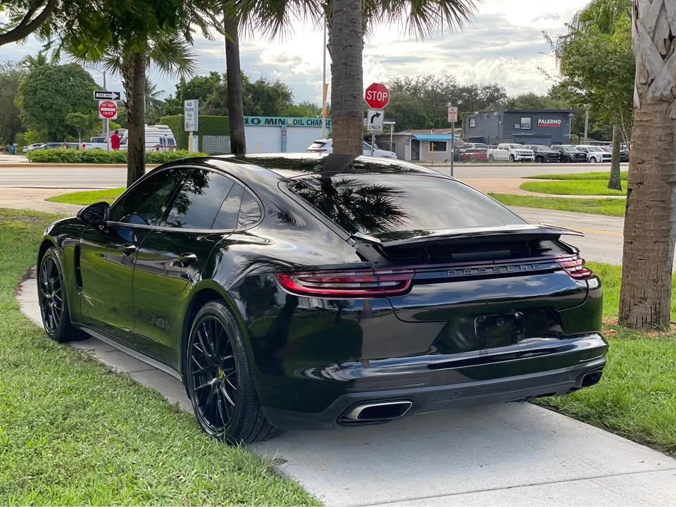 2017 Porsche 971 Panamera - Image 5 of 13
