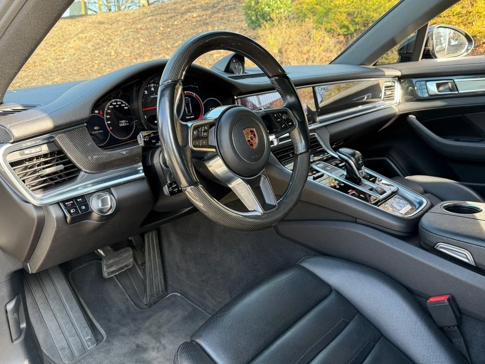 2017 Porsche 971 Panamera - Image 16 of 21