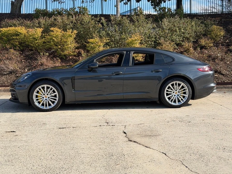 2017 Porsche 971 Panamera - Image 8 of 21