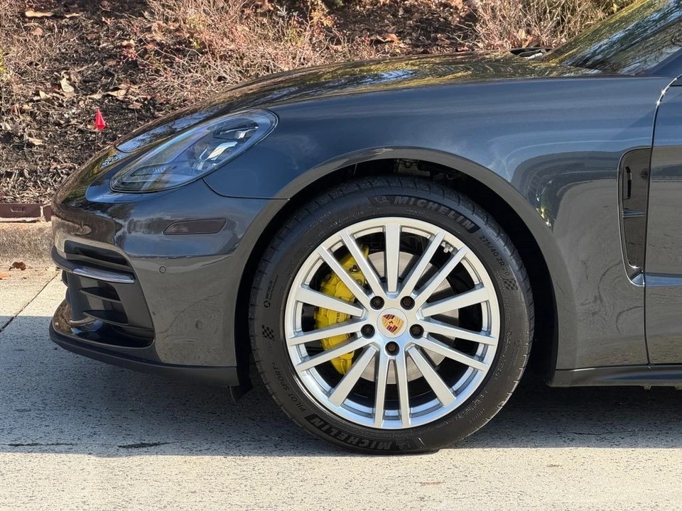 2017 Porsche 971 Panamera - Image 13 of 21