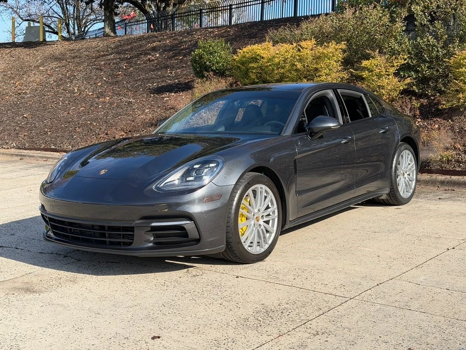 2017 Porsche 971 Panamera - Image 10 of 21
