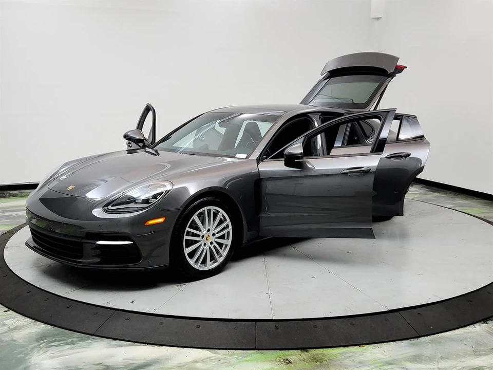 2017 Porsche 971 Panamera - Image 9 of 21