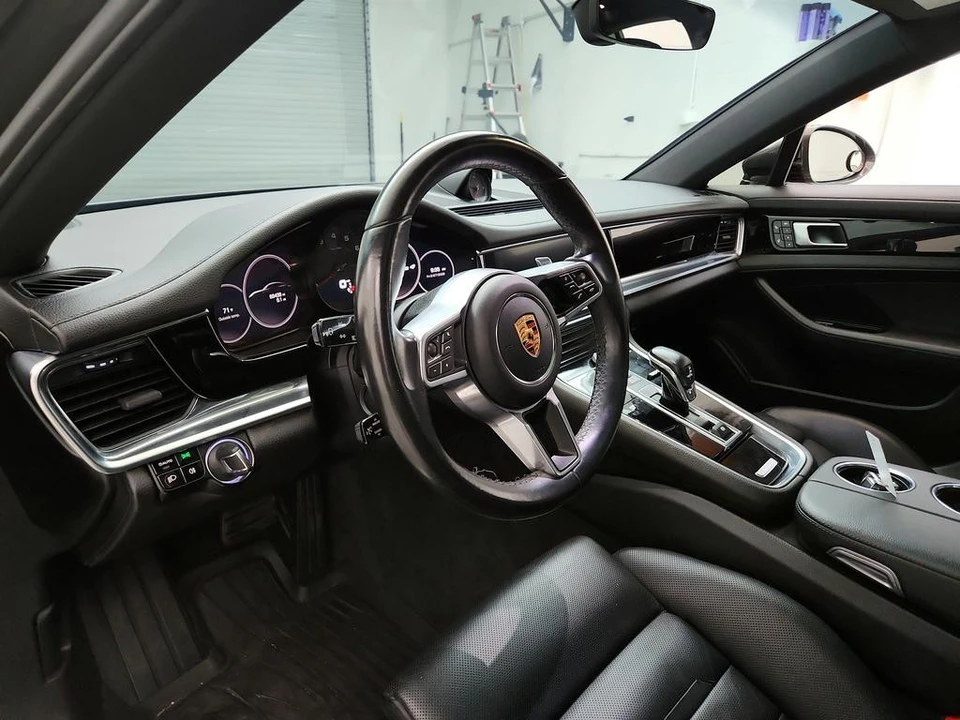 2017 Porsche 971 Panamera - Image 13 of 21