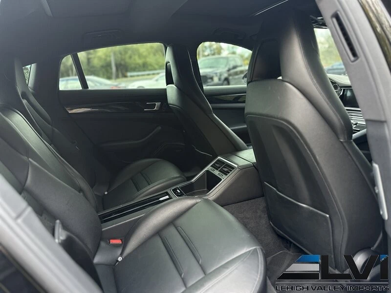2017 Porsche 971 Panamera - Image 16 of 20