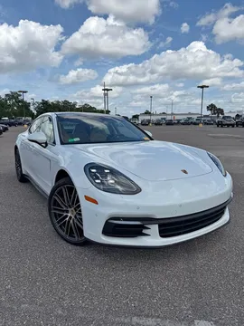 2017 Porsche Panamera