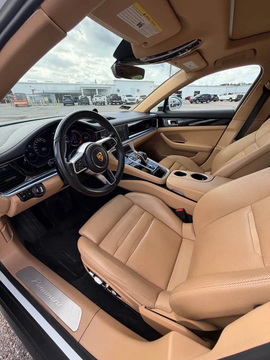2017 Porsche 971 Panamera - Image 9 of 12