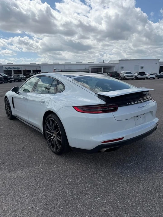 2017 Porsche 971 Panamera - Image 4 of 12
