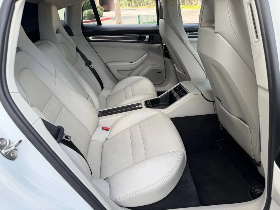 2017 Porsche 971 Panamera 4S - Image 5 of 17