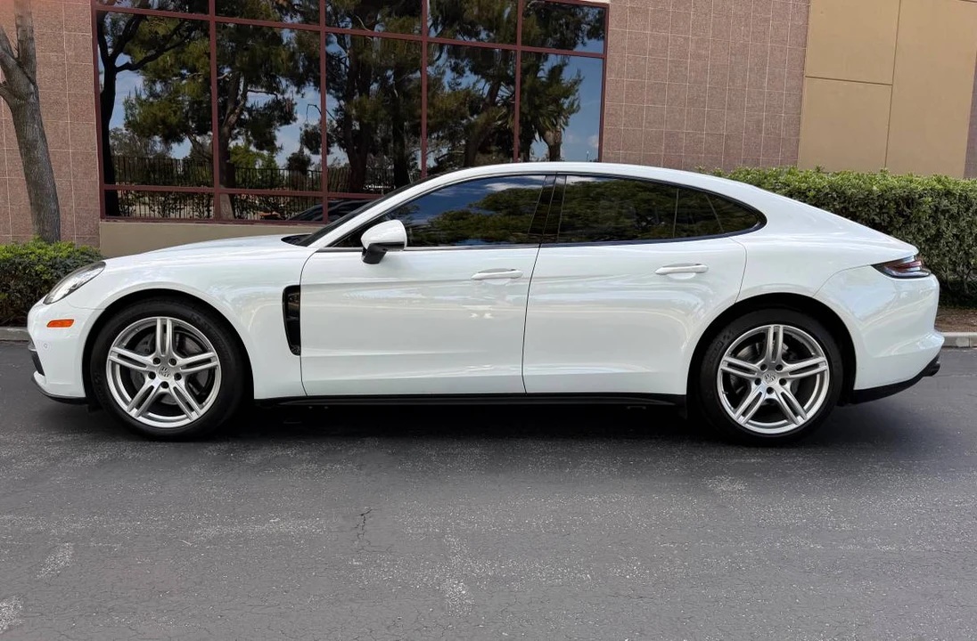 2017 Porsche 971 Panamera 4S - Image 9 of 15