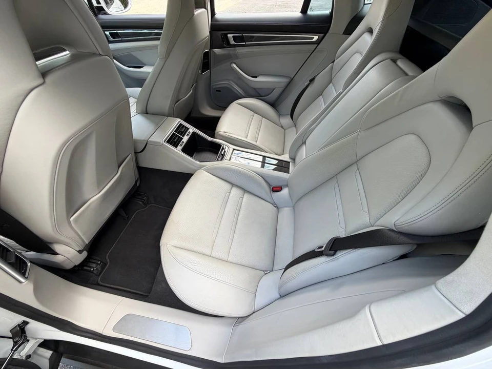 2017 Porsche 971 Panamera 4S - Image 12 of 15