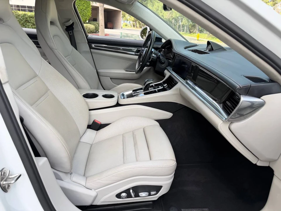2017 Porsche 971 Panamera 4S - Image 10 of 17