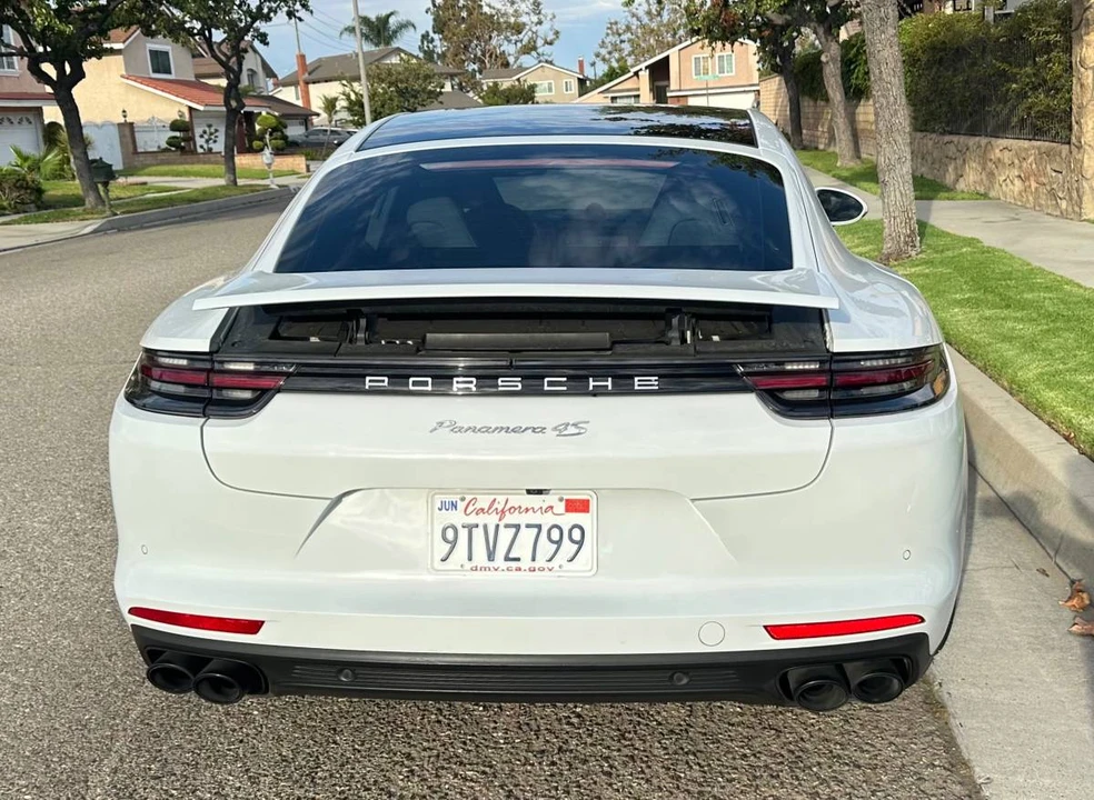 2017 Porsche 971 Panamera 4S - Image 9 of 17
