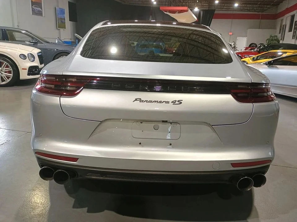 2017 Porsche 971 Panamera 4S - Image 4 of 12