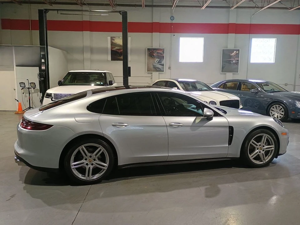 2017 Porsche 971 Panamera 4S - Image 7 of 12