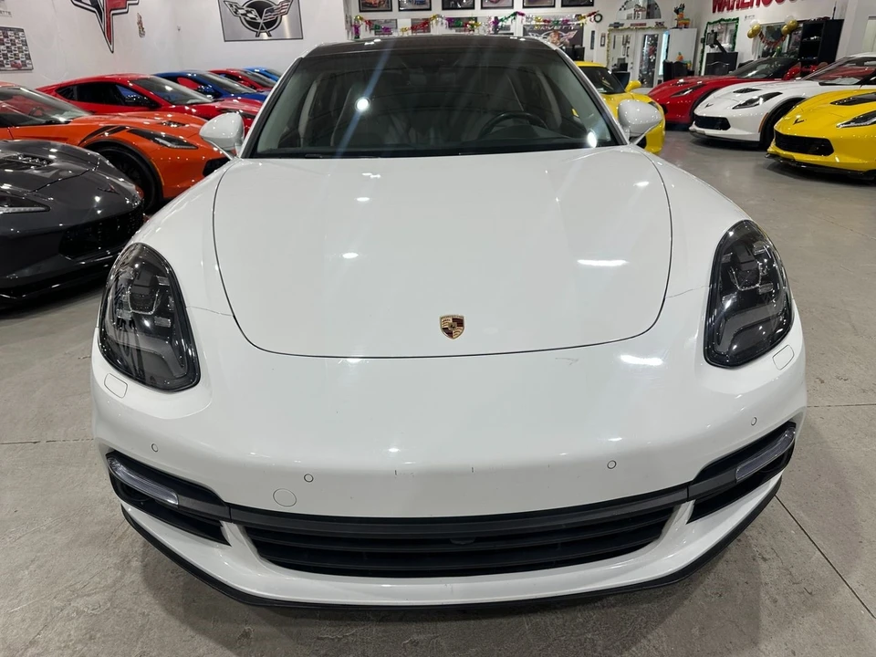 2017 Porsche 971 Panamera S - Image 8 of 11