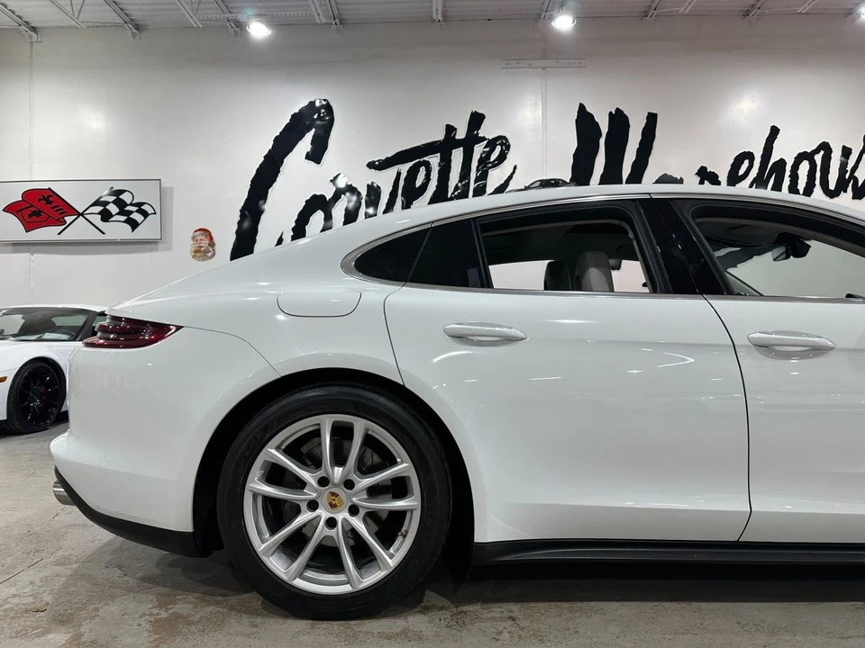 2017 Porsche 970 Panamera 4S - Image 5 of 21