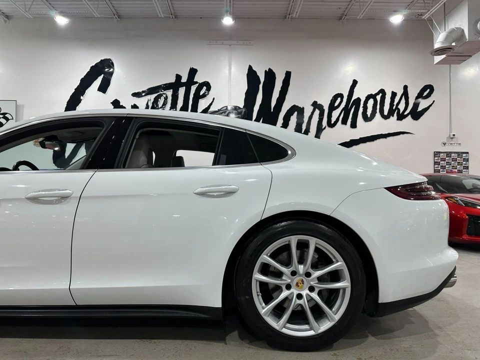 2017 Porsche 970 Panamera 4S - Image 8 of 21