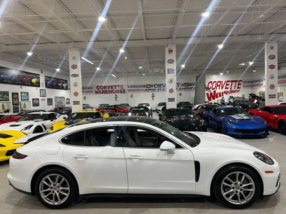 2017 Porsche 971 Panamera S - Image 6 of 11