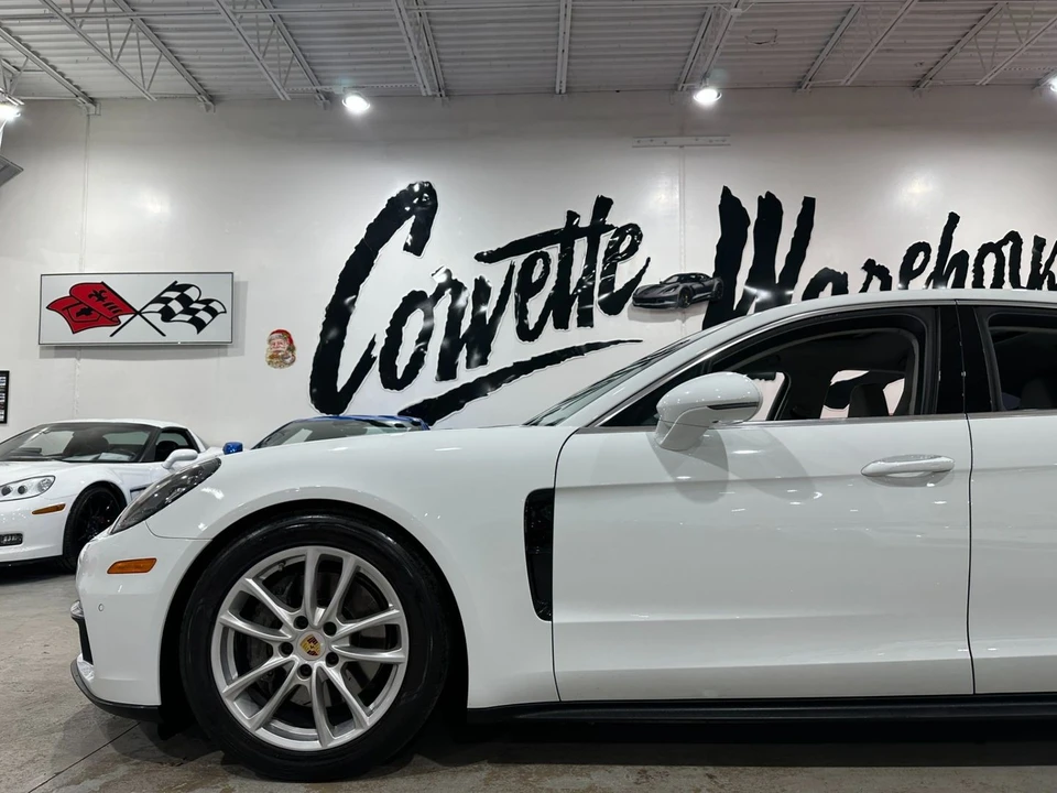 2017 Porsche 970 Panamera 4S - Image 7 of 21
