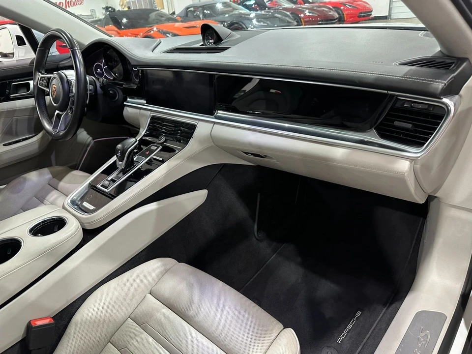 2017 Porsche 971 Panamera 4S - Image 17 of 21