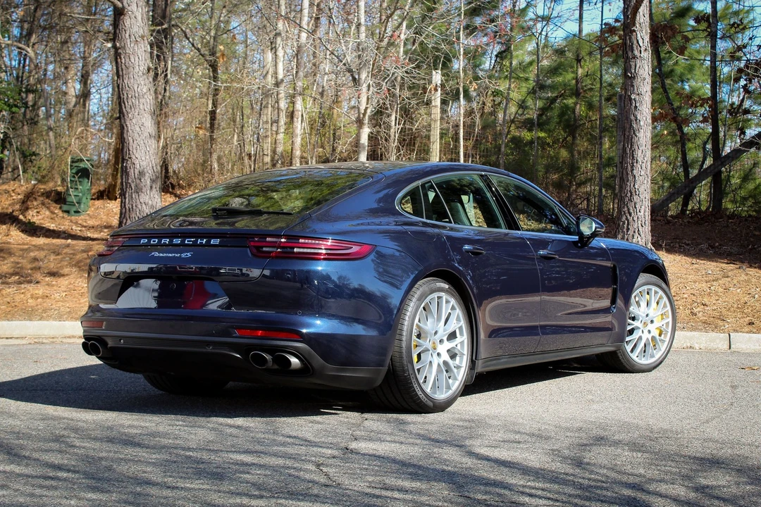 2017 Porsche 971 Panamera S - Image 4 of 19