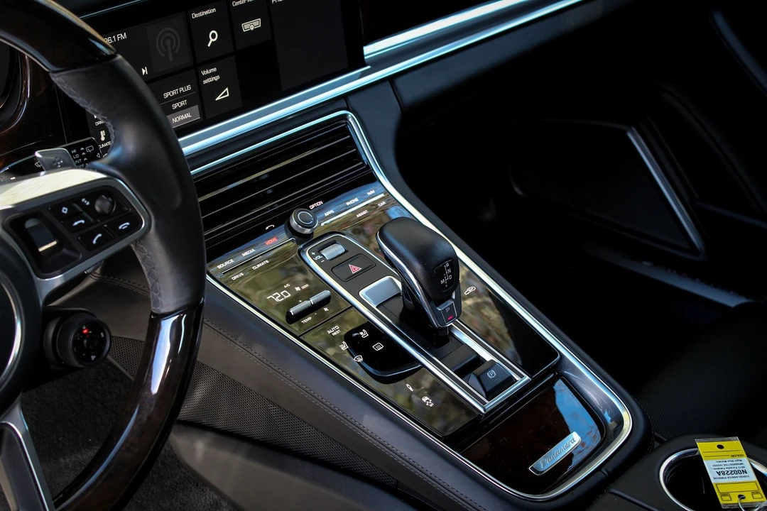 2017 Porsche 971 Panamera S - Image 15 of 19