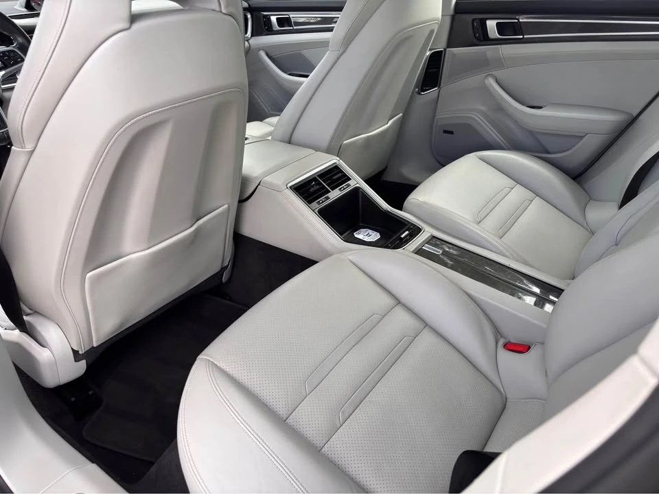 2017 Porsche 971 Panamera 4S - Image 7 of 10
