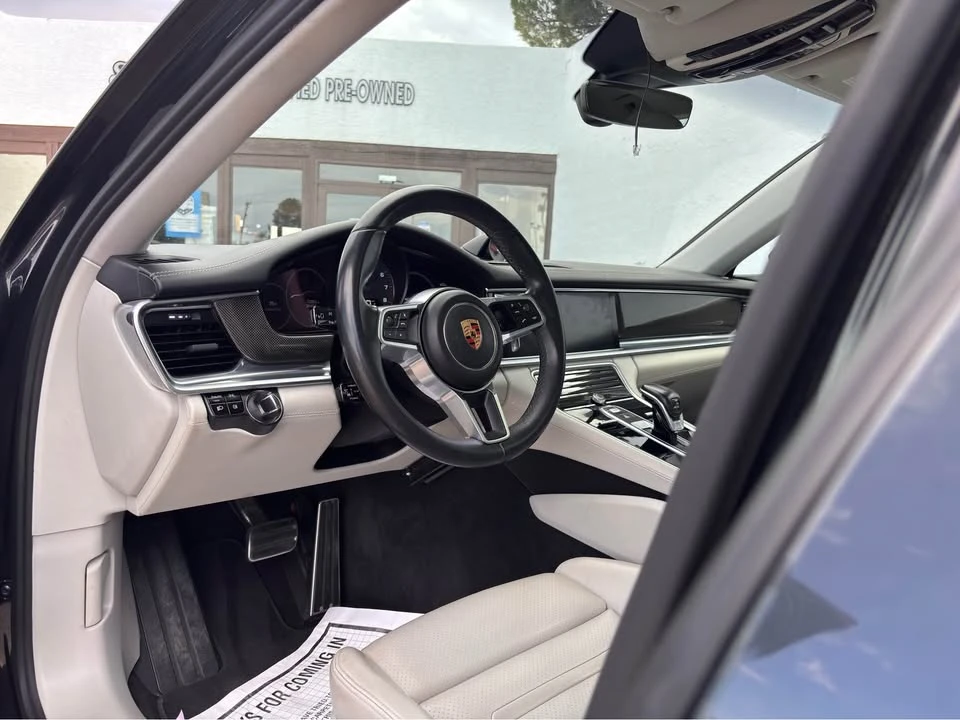 2017 Porsche 971 Panamera 4S - Image 5 of 10