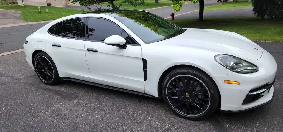 2017 Porsche 970 Panamera 4S - Image 8 of 10