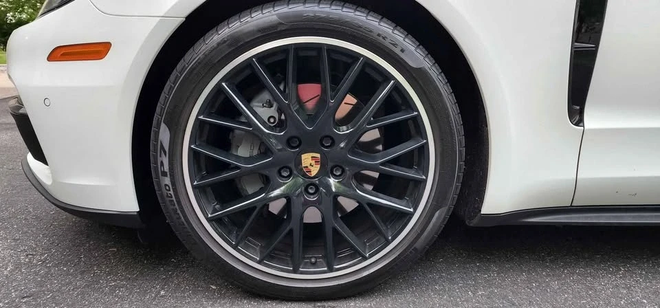 2017 Porsche 970 Panamera 4S - Image 6 of 10