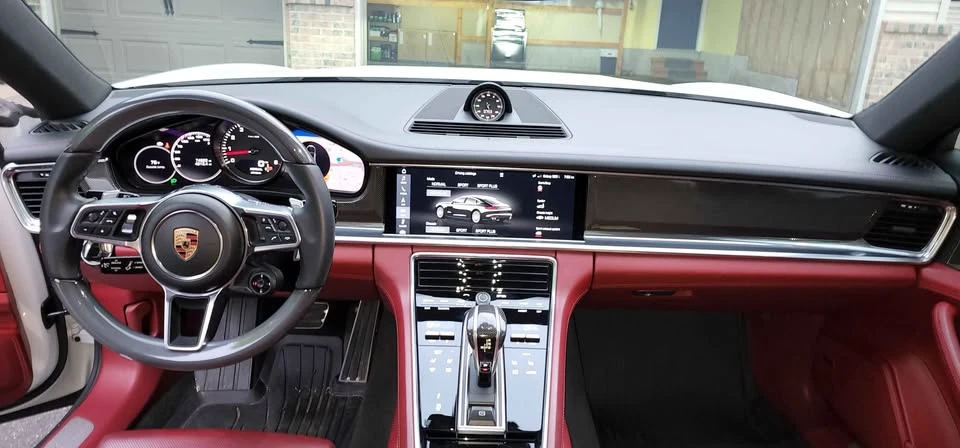 2017 Porsche 970 Panamera 4S - Image 6 of 8